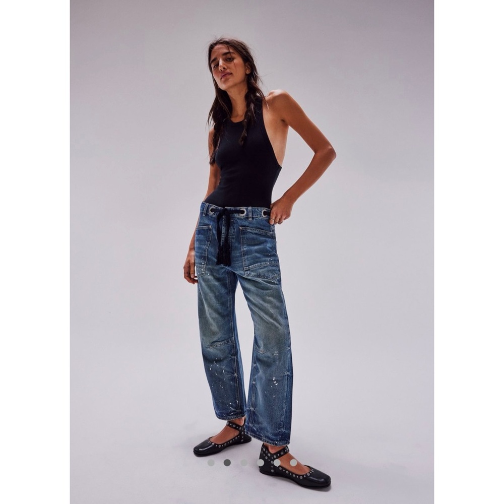 Like New We The Free - Free People - Moxie Pull On Barrel Jeans in Timeless Blue